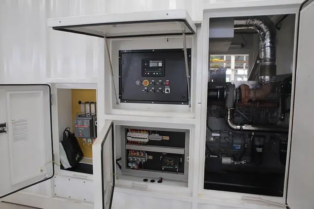 1500kW / 1875kVA Diesel Generator Set